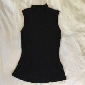 H&M sleeveless mock turtleneck